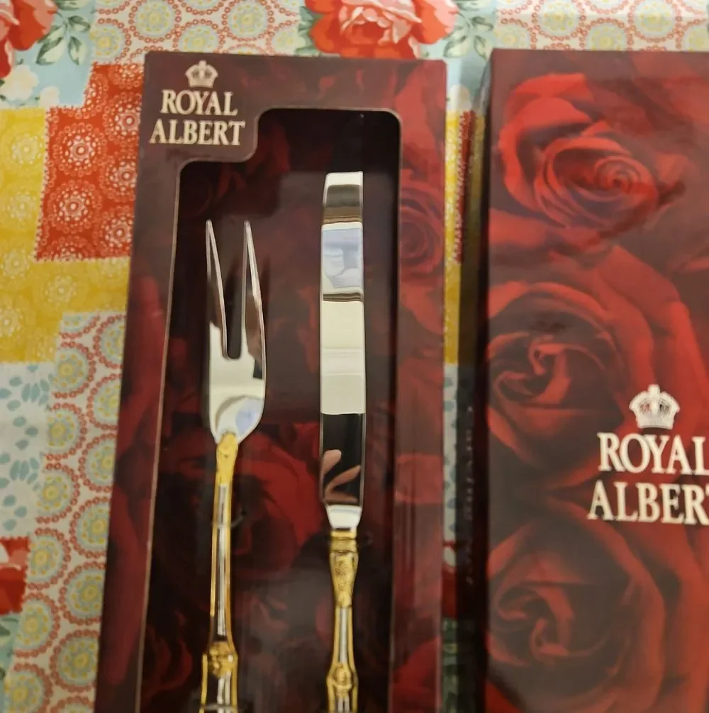 Royal Albert Old Country Roses Stainless Steel Carving Set